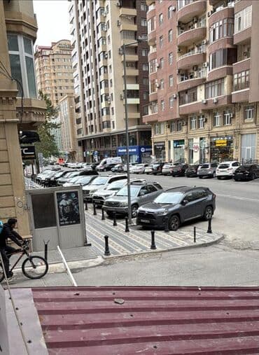 en ucuz oteller: İCARƏYƏ VERİLİR. OFİSTƏHSİL MƏRKƏZLƏRİGÖZƏLLİK SALONU və.s — 12