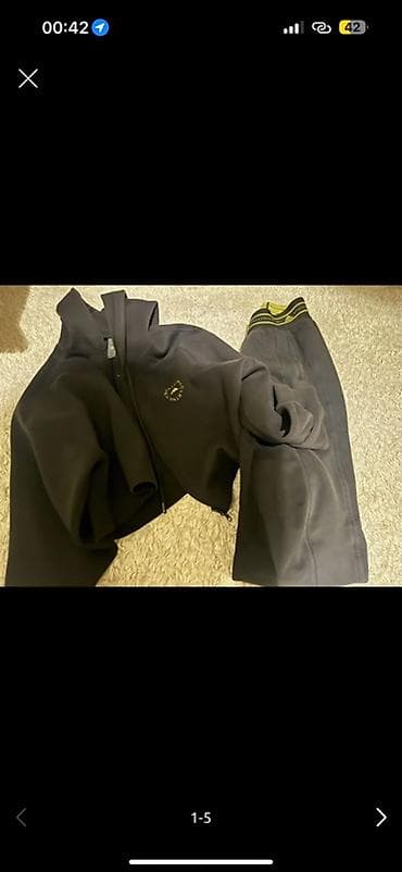 Orginal McCaStella dest m razmer 80azn
Unvan genclik inqilab 28may