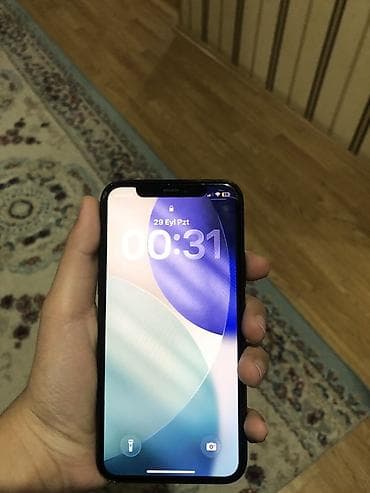 masaustu komputerler kredit: IPhone 11 Pro, Space Gray, Face ID — 2