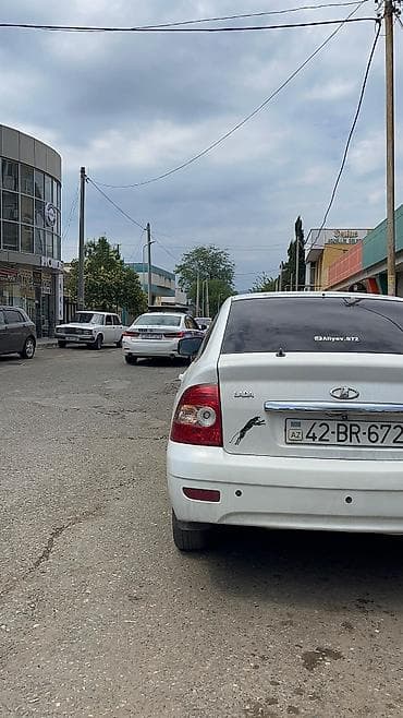 salon oturacaqları: VAZ (LADA) Priora: 1.6 l | 2013 il 283000 km Sedan — 2