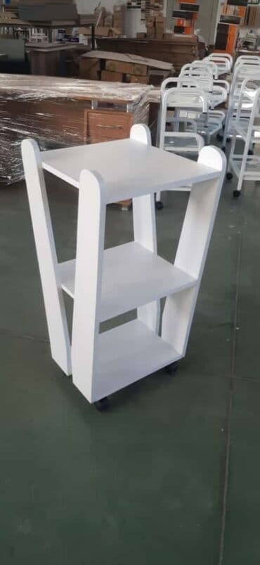 kapron dolab: Etejerka təkərli polka — 1