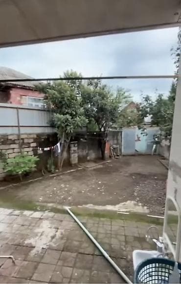 Otaqlar: Lənkəran Böyük Bazar ərazisində yerləşən Şeyx Zahid küçəsində yerləşən — 9