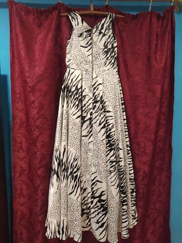 bekoloder satilir: Ziyafət paltarı satılır - 90 AZN. 120 AZN almışdım. Razmeri - S. İki — 3