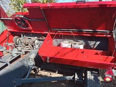 ucuz avto: Kuhn FX 129 kvadrat pres (saman/ot bağlama maşını) - Traktora qoşulan — 3