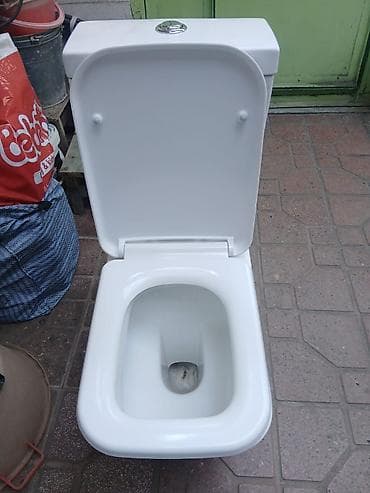 Сантехника: Kompakt unitaz – rezervuarla birlikdə satilir. Real alicilar elaqe — 2