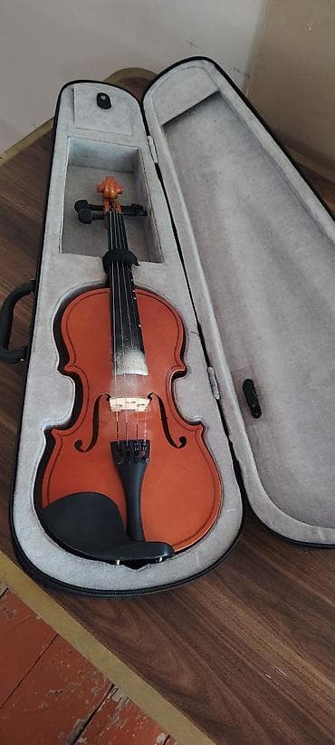 CD, DVD disklər və kassetlər: Satılır 3/4 ölçüdə skripka. Vəziyyəti çox yaxşıdır, az istifadə — 2