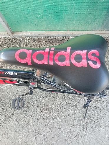 velesiped: Salam, Velosiped Satılır:modeli Adidas, ölçü-26,təkərləri zəifdi — 3
