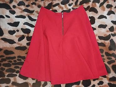 qırmızı ətəklər: Qırmızı ətək - Model: A-kəsim, yüngülcə genişlənən siluet - Uzunluq — 2