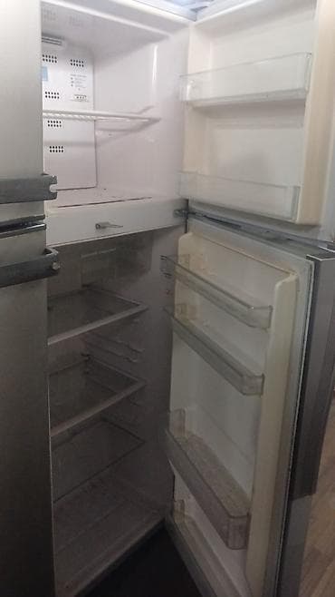 soydcu: 2 qapılı Hitachi Soyuducu Satılır, rəng - Gümüşü — 2