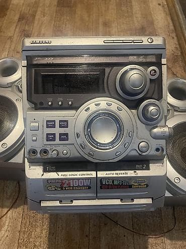 ikinci əl komputer: Samsung mini Hi‑Fi musiqi sistemi Komplekt: - Mərkəzi blok və iki — 2