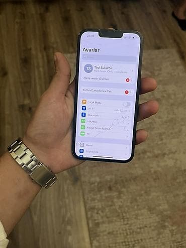 ipon se: IPhone 13, 128 GB, Qara, Face ID — 1