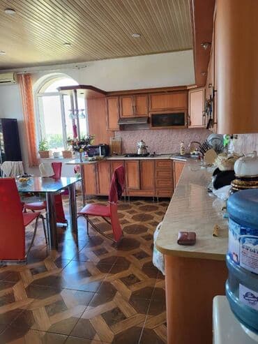 semaye sadliq sarayi: 400 kv. m, 5 otaqlı — 20