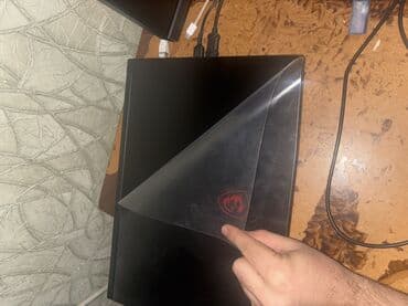 165 hz monitör: İşlənmiş MSI, 15.6 ", Intel Core i5, 512 GB — 3