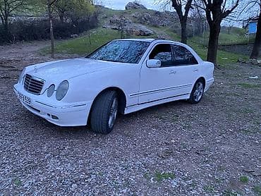 mercedes benz e 2000: Mercedes-Benz E-Class: 2.2 l | 2000 il Sedan — 2