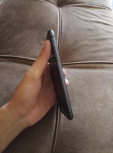 iphone original adapter: IPhone 11, Qara, Simsiz şarj — 6