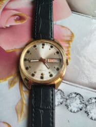 золотые комплекты с бриллиантами в баку: Наручные часы, цвет - Золотой — 4