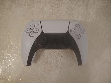sony video: Ps 5 satılır ideal veziyettedi,1 djostik iləps plus var 1 illiy 600 — 3