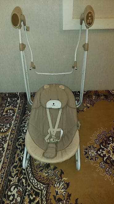 Beşiklər: Oğlan və qız üçün, İşlənmiş, Dördbucaq, Beşik, Dəstsiz, Matrassız, Yellənmə mexanizm ilə — 2