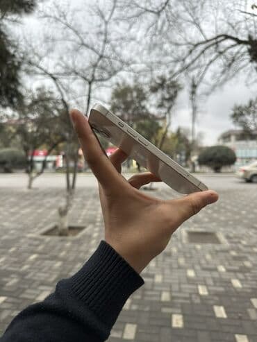 кнопочный телефон apple: IPhone 13, 128 ГБ, Старлайт, Face ID — 4