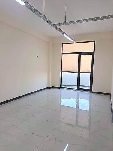avto karavan: Nəsimi rayonu, “28 May” metrosu yaxınlığında, “Rəşid Behbudov” — 2