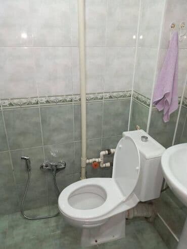 bine qesebesinde ev: Nizami rayonu,Qara Qarayev metrosu,5 mərtəbənin,2-ci mərtəbəsində 2 — 6