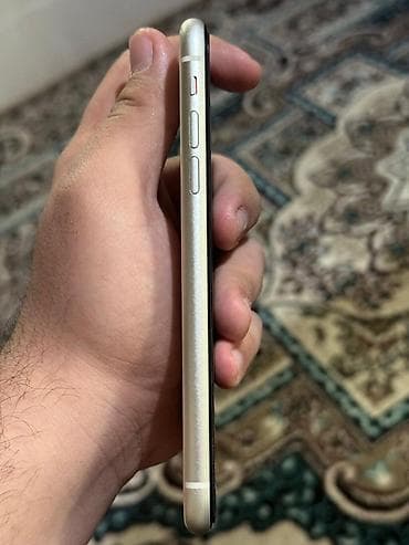 ıpone 6: IPhone 11, 128 GB, Ağ, Simsiz şarj, Face ID — 3