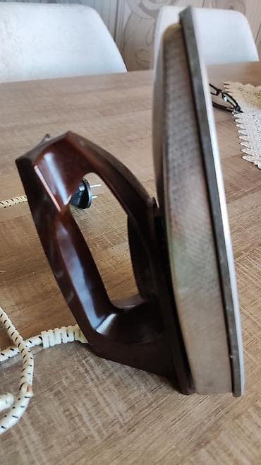 ucuz jaluz: Sovetin ütüsü,tam işləkdir — 2