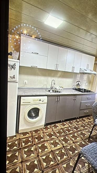 ev elanlari kiraye: Bılgehde 2 otaqlı eşyalı bağ evı kıraye verılır Qıymet 400 azn — 8