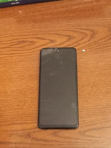 Tecno Spark 20 Pro, 256 GB, rəng - Qara, Qırıq