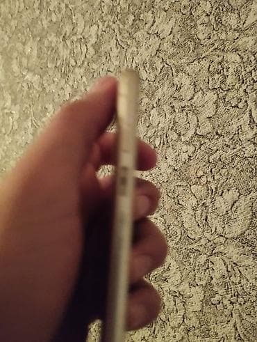 2 ci el telefon: Samsung Galaxy A3 — 3