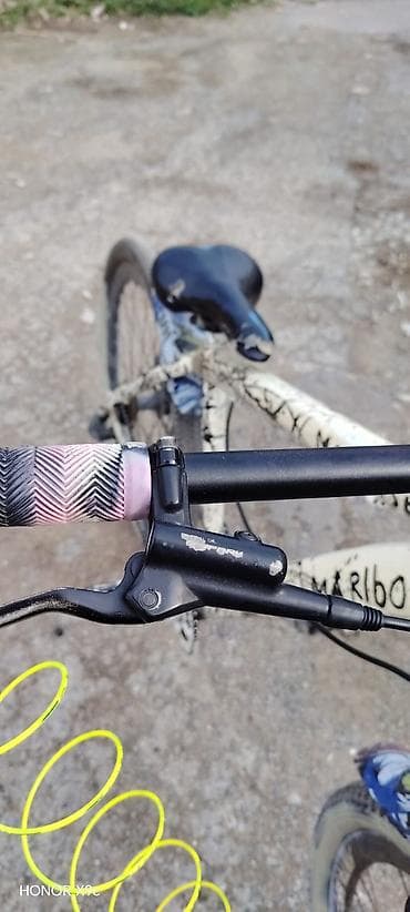 volesbet: Dağ/şosse tipli velosiped – xüsusi boyalı dizayn. salam aleykum tel — 6