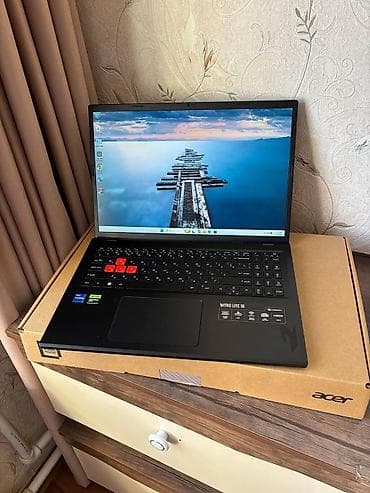 prosessor i7: Acer Nitro Gaming Core i7 13650H | 16GB RAM | 512GB SSD | RTX 4050 — 6