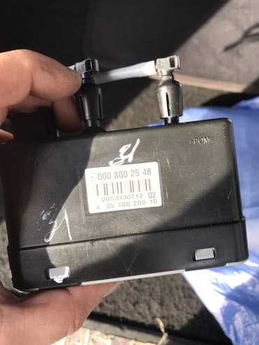 Oturacaqlari şişirdən hava kompressoru Mercedes ucun