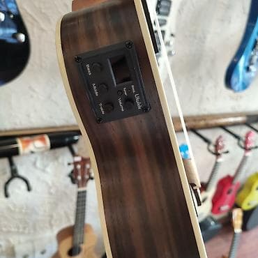 gitara çexolu: Elektro ukulele Smiger GUC-500C Material:Şam ağacı İstehsalşı:Çin — 2