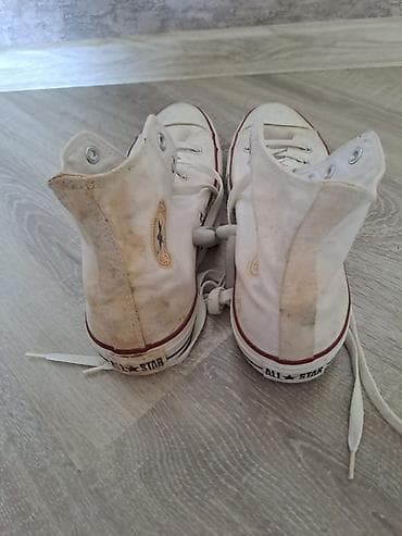 Ботинки: Keta 25 manat tezedir uzerine cay lekesi tokulub temizlenen bir — 6