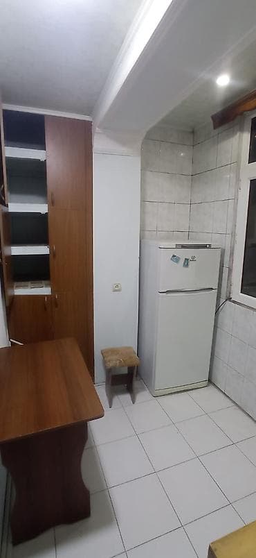 ev axdaram: Bileceride ağ saraya yaxin 5/5 mertebesinde 2 otaqli ev 400 — 4