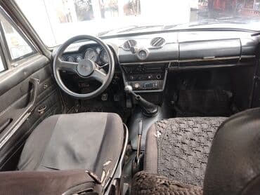 стеклоподъемник ваз: VAZ 2106 (klassik “şeşorka”) – ağ rəngli sedan Xüsusiyyətlər: - — 8
