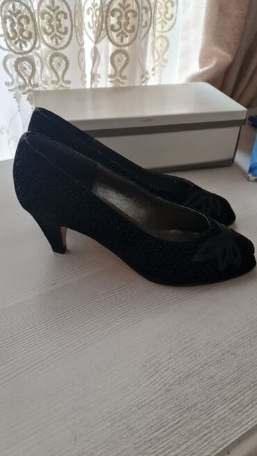 qadın krosovkaları yay üçün: Tuflilər, Ölçü: 37, rəng - Qara, Yeni — 2