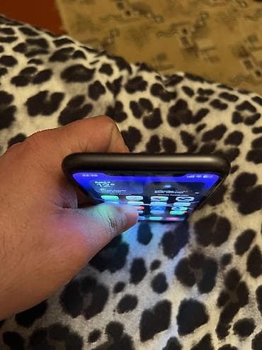 irsad iphone 11: IPhone 11, 128 GB, Qara, Face ID — 3