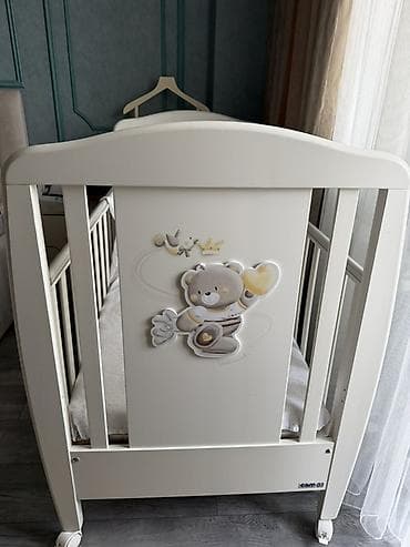 usaq besik: Oğlan və qız üçün, Dördbucaq, Beşik, Dəst ilə, Matras ilə, Yellənmə mexanizmsiz — 1