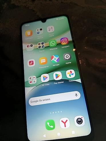 i̇slenmis telefonlar: Redmi A5, 128 GB, rəng - Mavi, Sensor — 3