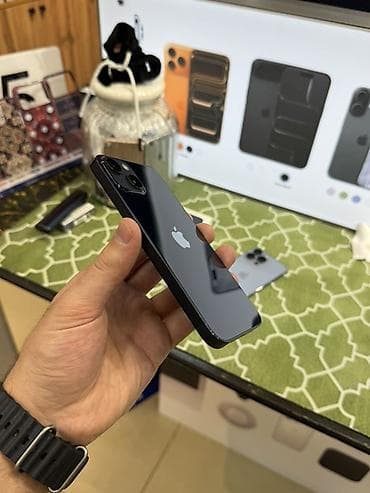 iphone 2ci əl: IPhone 13, Qara — 4