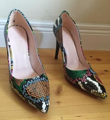 Tuflilər, Ölçü: 37, Yeni lalafo.az -da Tuflilər, Ölçü: 37, Yeni