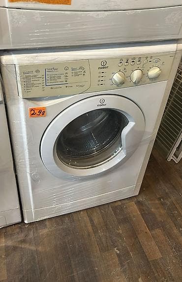 Indesit ön yükləməli paltaryuyan maşın - Ön paneldə mexaniki