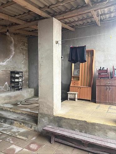 fin evlər: Həyət evi satıl: Pirallahi rayonu 4 otaq orta temirli - Ümumi tip — 4