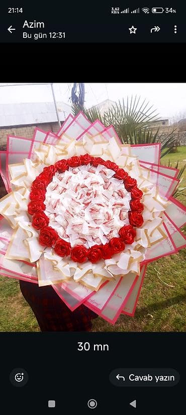 Şokoladlı buket - Tərkib: “Raffaello” tipli konfetlərdən hazırlanmış