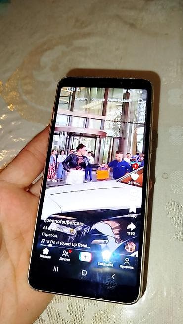 iphone 8 qara: Samsung Galaxy A8, 32 GB, rəng - Qızılı, Sensor, Barmaq izi, İki sim kartlı — 3