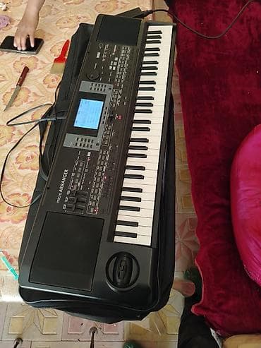 Sintezator, Korg