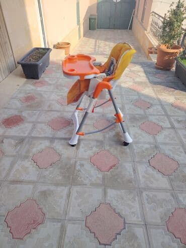 transformer stul yedizdirmək ucun: Uşaq yemək stulu - Rəng: narıncı–ağ–boz tonlarda, yumşaq sarı — 2