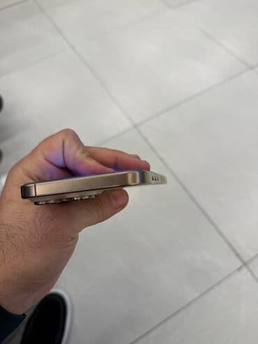 iphone dubai version: IPhone 16 Pro Max, 256 ГБ, Золотой, Гарантия, Отпечаток пальца, Беспроводная зарядка — 2